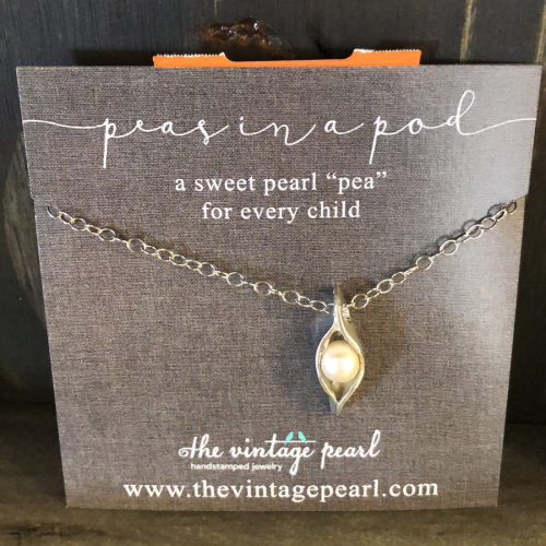 Mini Sweet Pea in pod