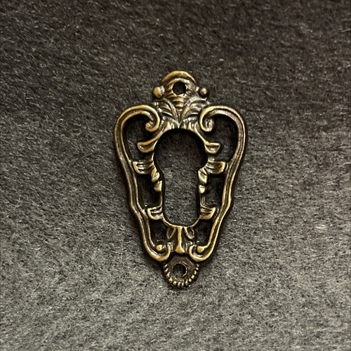 Manor House Keyhole
DL-P8147-38AB
