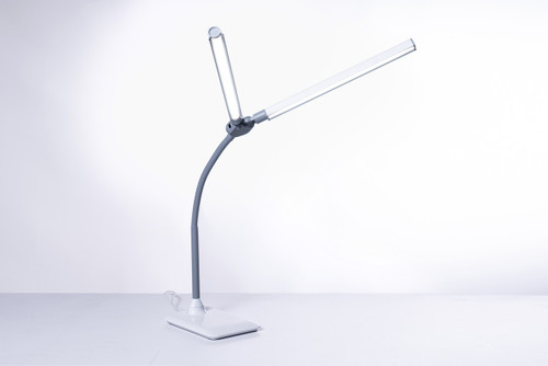 Image : Duo Pro desk lamp, arms open 45 degrees Image : Duo Pro desk lamp, arms open 45 degrees
