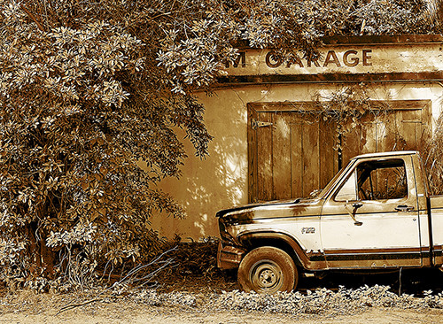 B & M Garage Sepia pro texture B & M Garage Sepia pro texture