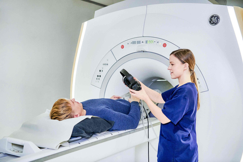 MRI of the lower abdomen