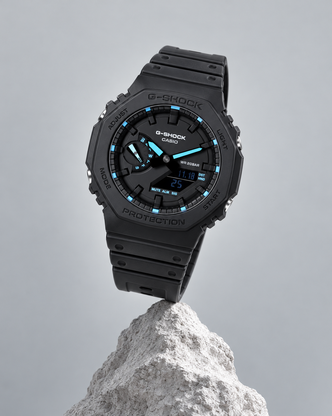 Casio GA-2100-1A2 - detail and lifestyle view 6