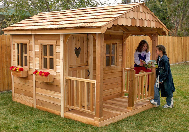 Story Playhouse Making A Playhouse Out Of Pallets Backyard Pallet