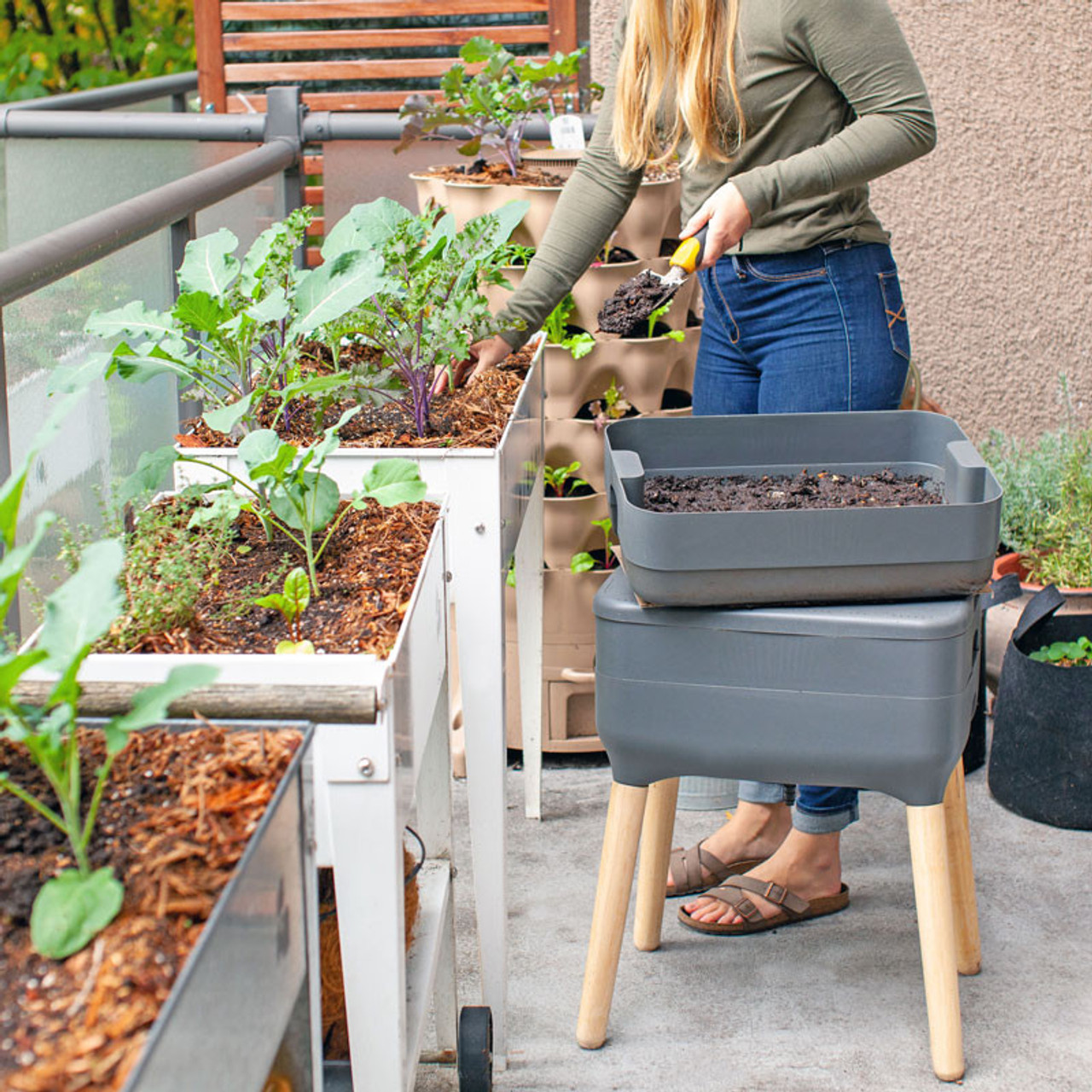 Make double-shelled EVA your home composting bestie