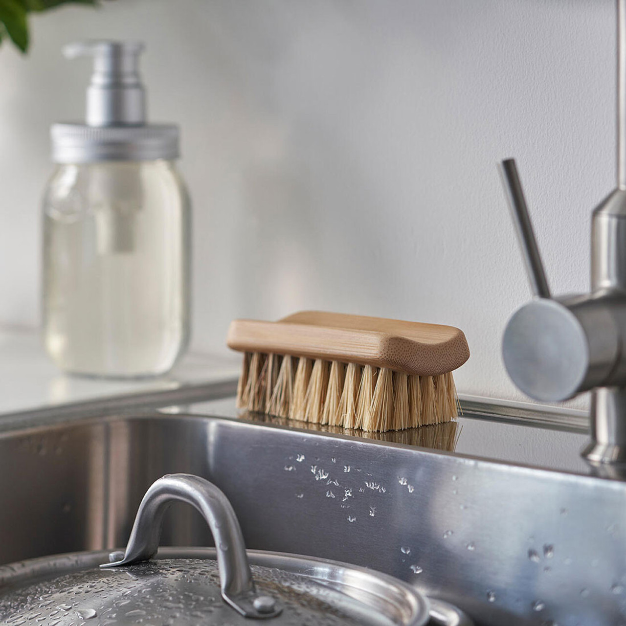 All-Purpose Kitchen Brush