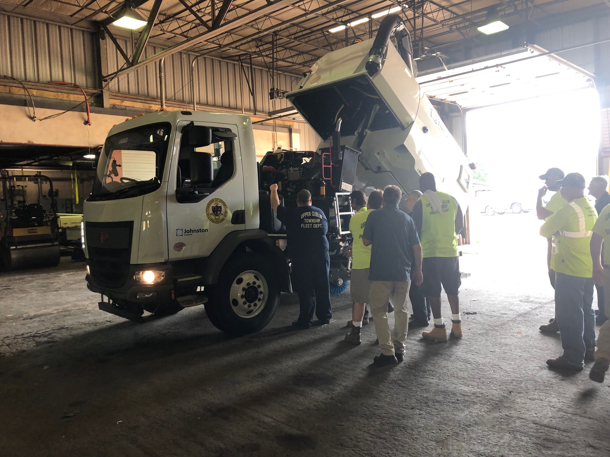 Upper Dublin Township, Johnston VT652 Sweeper U.S. Municipal