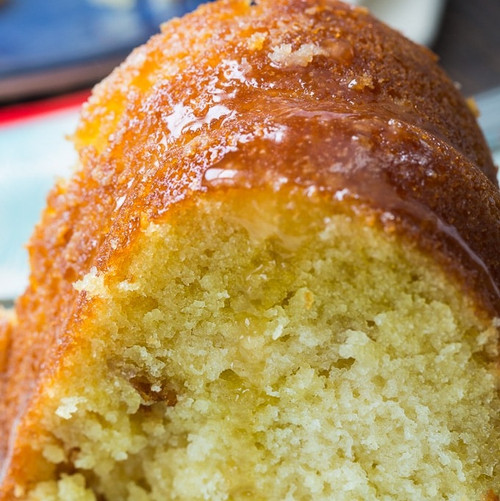 Mom mom Elsie’s 7 up Pound Cake