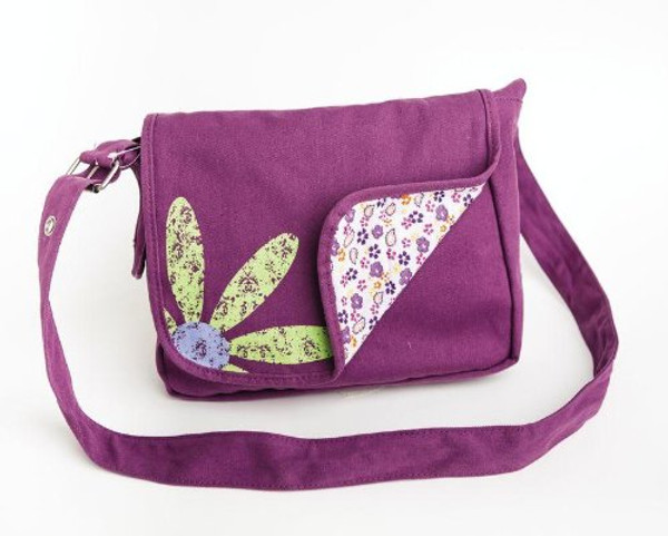 Faithgirlz Messenger Bag Grape Medium