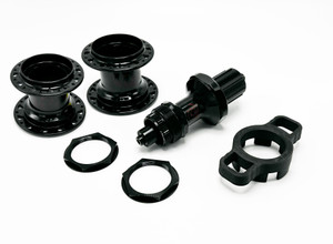 Raven Hub System: Includes two outer shells, one inner hub, two lock rings, and a lock ring tool. Cassette not included. Raven Hub System: Includes two outer shells, one inner hub, two lock rings, and a lock ring tool. Cassette not included.