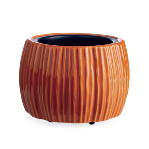 The Harvest Pumpkin Crock Candle Warmer adds a cozy, autumnal touch with its charming pumpkin design and rich orange reactive glaze finish.
