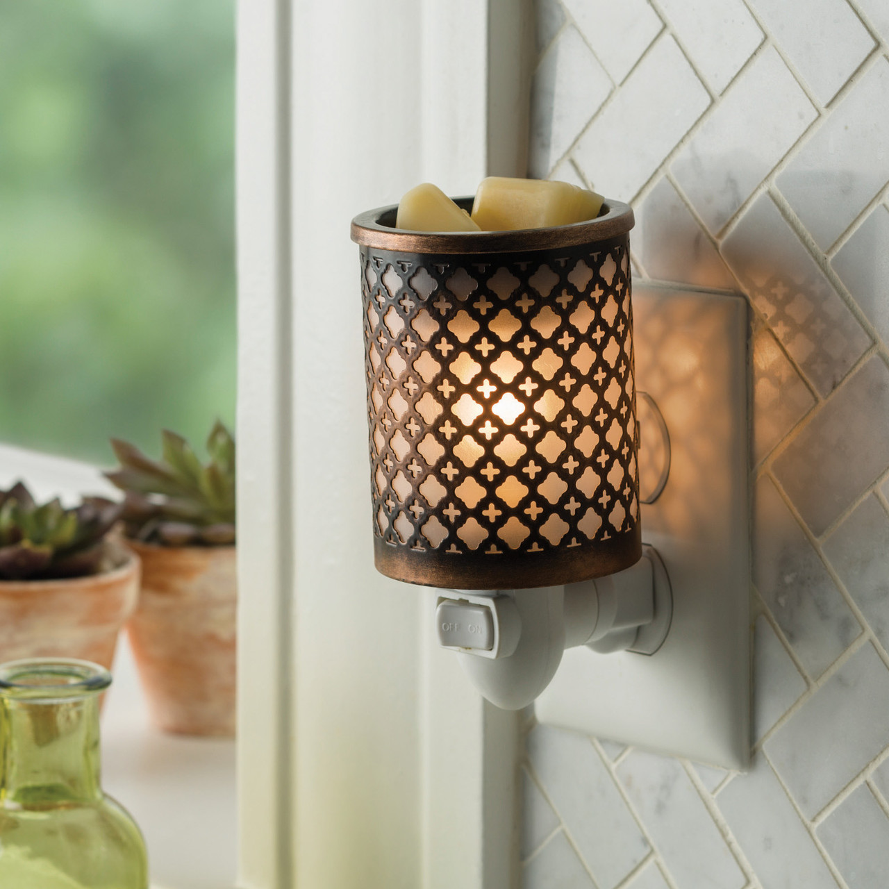 Morocco Metal Pluggable Fragrance Warmer