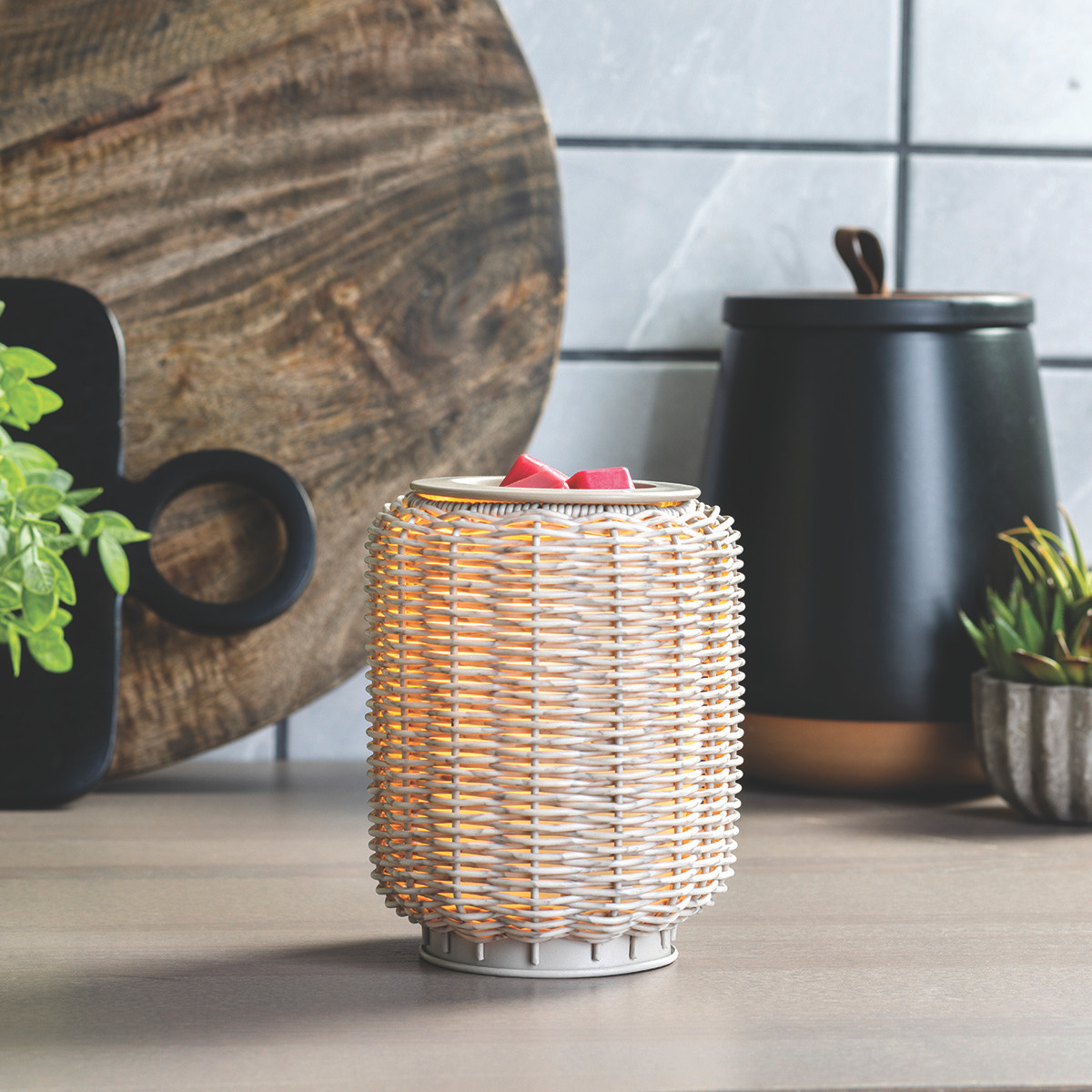Wicker Grey Illumination Fragrance Warmer