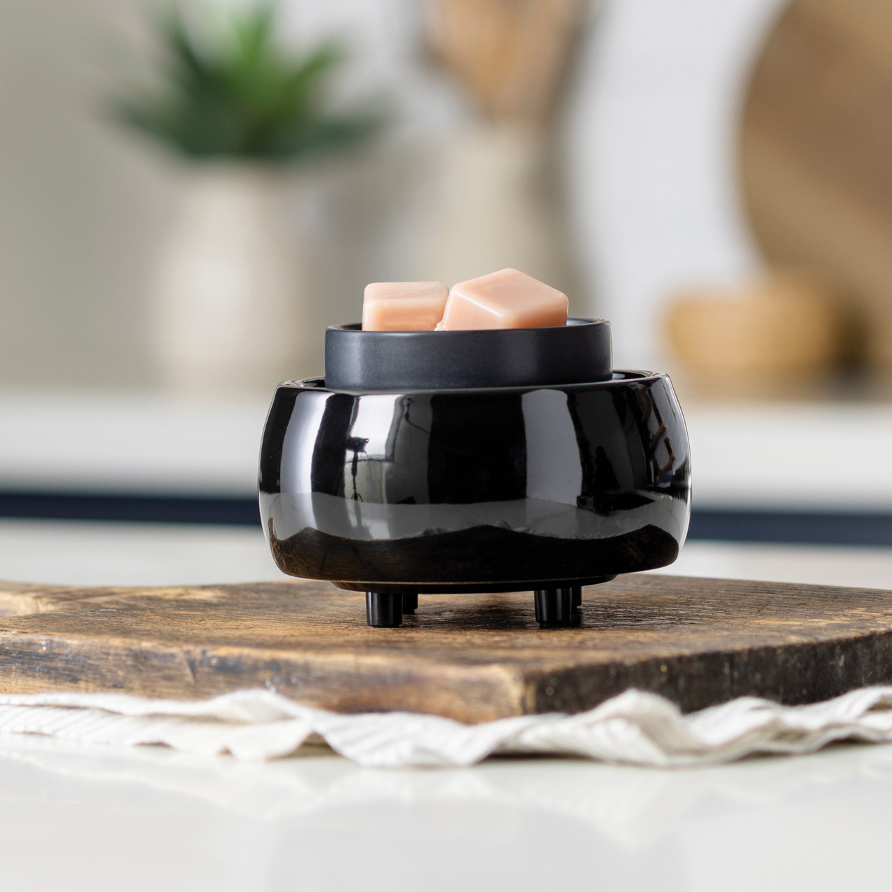 Black Bubble Illuminaire Fan Fragrance Warmer