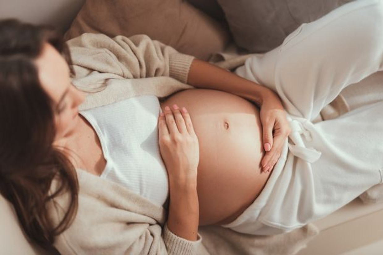 How To Properly Test for Amniotic Fluid Leaks How To Properly Test for Amniotic Fluid Leaks