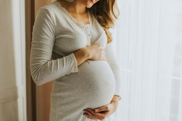 Dressing Your Postpartum Body, Motherhood Blog in Connecticut