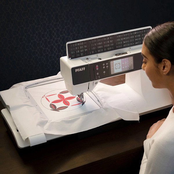 PFAFF® creative 3.0 Sewing & Embroidery Machine