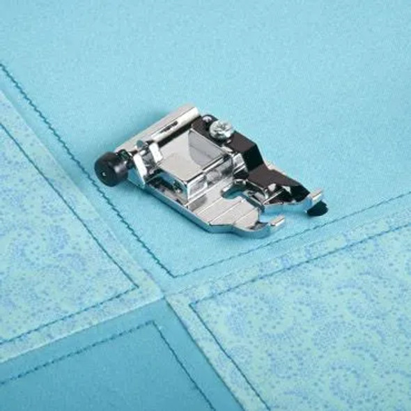Baby Lock BLSO-QGF Quarter Inch Quilting Foot With Fabric Guide And Lock Pin
SKU:BLSO-QGFUPC Code:098612128083
