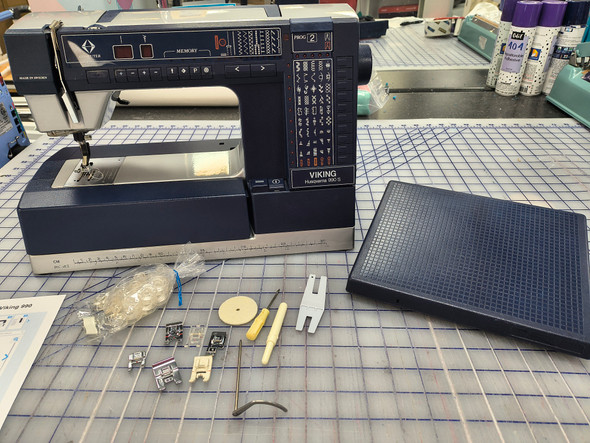 PRE-LOVED ❤ HUSQVARANA VIKING 990S SEWING MACHINE