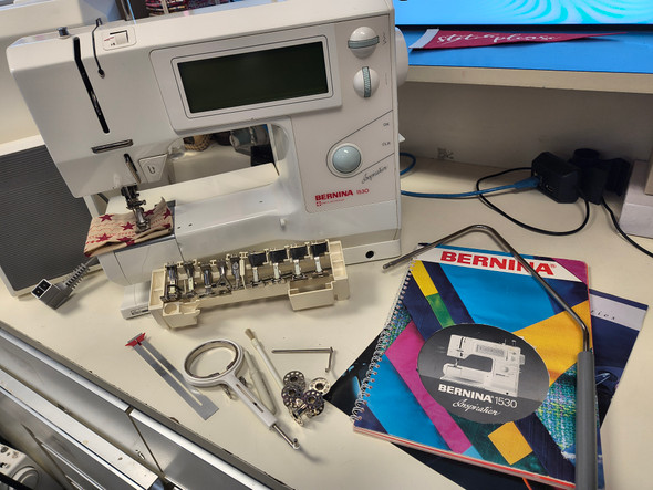PRE-LOVED ❤ BERNINA 1530 SEWING MACHINE