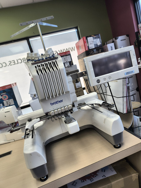 PRE-LOVED ❤ BROTHER PR-620 EMBROIDERY MACHINE - MULTINEEDLE