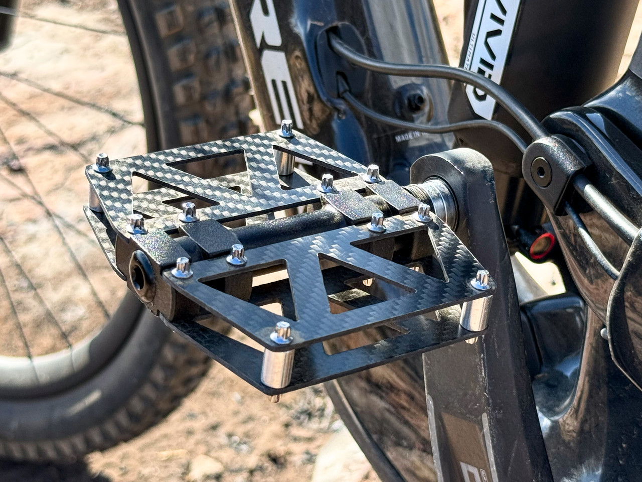 OZ MTB Pedals Carbon Fiber Large Flat Mountain Bike Enduro Downhill