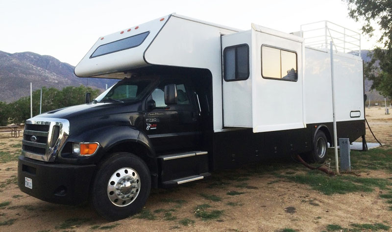 RV Lifestyle: Boondocking, Comfort Camping and More - OZ