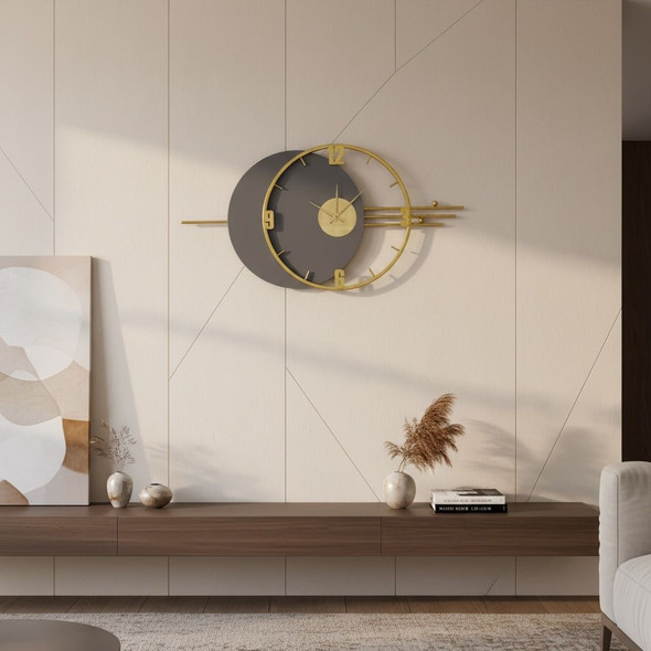 ساعة 2025 ايتم 2202