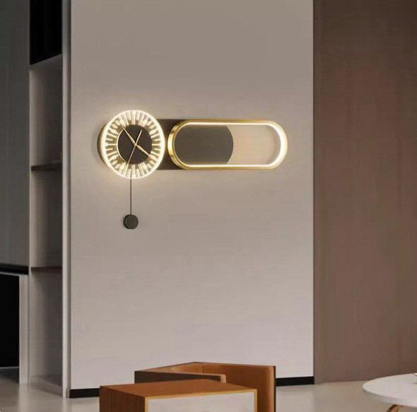 ساعة 2025 ايتم 030