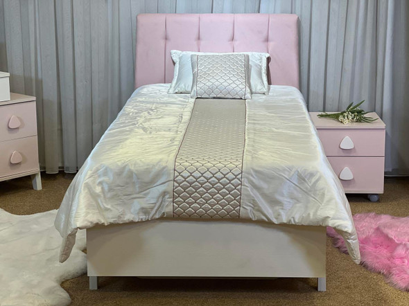 سرير غرفة  نورا شبابي مخزن