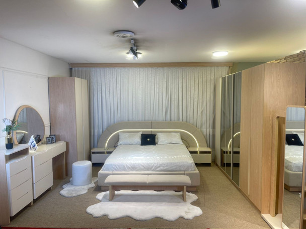 غرفة نوم  نفرين بيوكلو