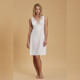 Sottoveste Donna Andra 84 Spalla Larga e Dettagli in Pizzo Sottoveste Donna Andra 84 Spalla Larga e Dettagli in Pizzo
