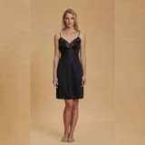 Sottoveste Donna Andra 85 Spallina Stretta e Dettagli in Pizzo