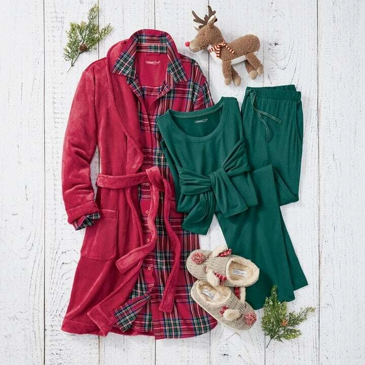 Sleep & Lounge Outfits