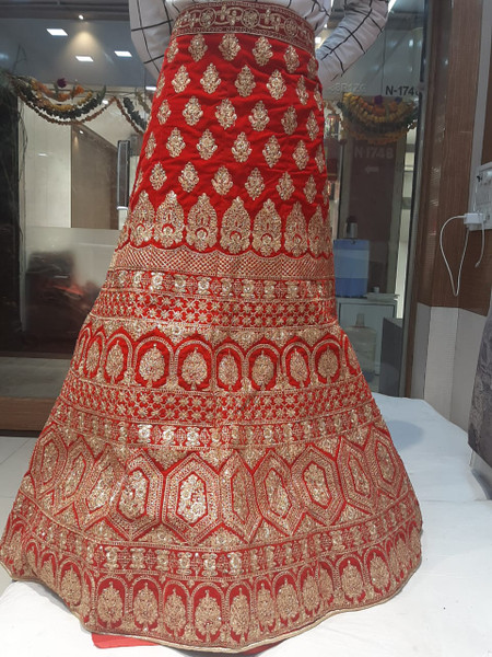 Wedding Gown 01 it (un-stitched)