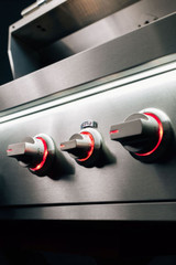 Summerset Quest 42" Built-In 4 Burner Grill