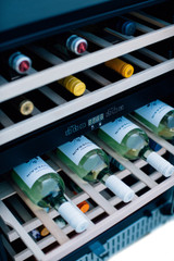 Summerset 24" 5.3c Deluxe Outdoor Dual Zone Wine Cooler interior