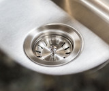 19" x 15" Undermount Sink w/ 360º Hot & Cold Faucet drain