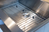 32" Farmhouse Sink w/ grate and grain