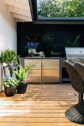Choosing the Right Refrigerator for Your Outdoor Kitchen