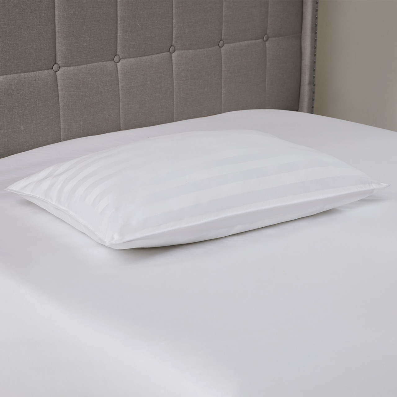 Downlite extra shop soft pillow