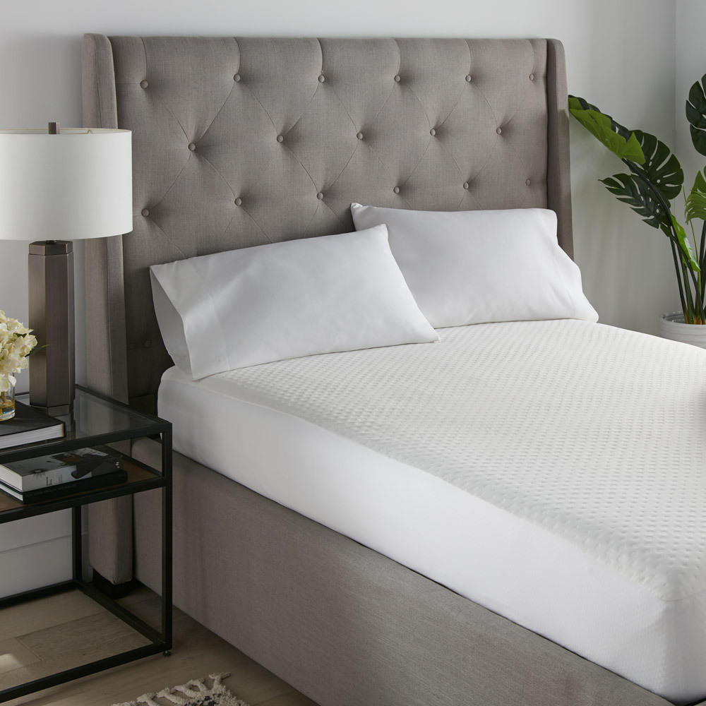 SilverTemp™ Clean Sleep Waterproof Cooling Mattress Protector by SleepCare® (Hypoallergenic)