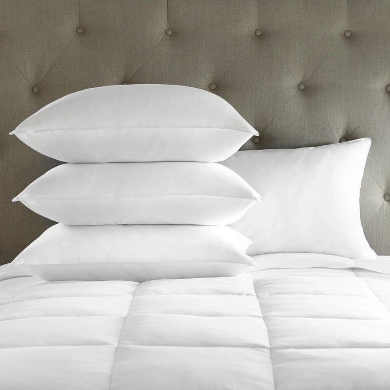 Down Alternative Soft/Medium Bulk Pillow 4 Pillow