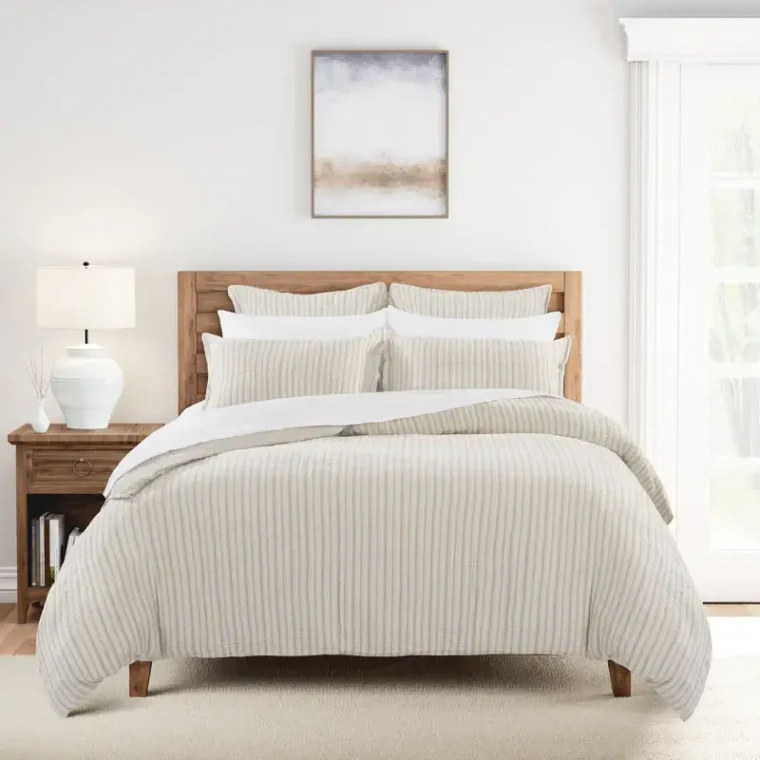  Restful Nights® Striped Duvet Cover Set 