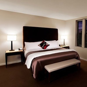The Court Hotel Bedding