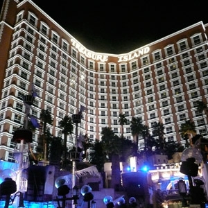 Treasure Island Casino & Hotel Bedding (Vegas)