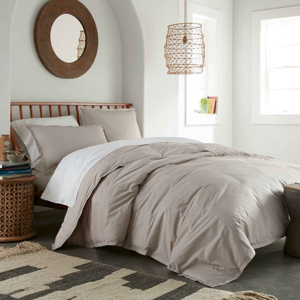 Tommy Bahama Get Cozy Oversized Comforter - Toss & Turn Comfort - King