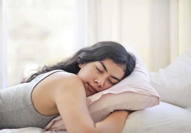 ​Choosing the Best Pillow for Your Sleep Position