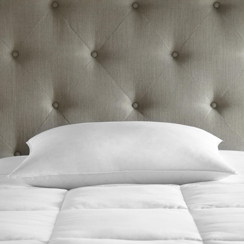 Feather & Down Pillow - Swissôtel at Home