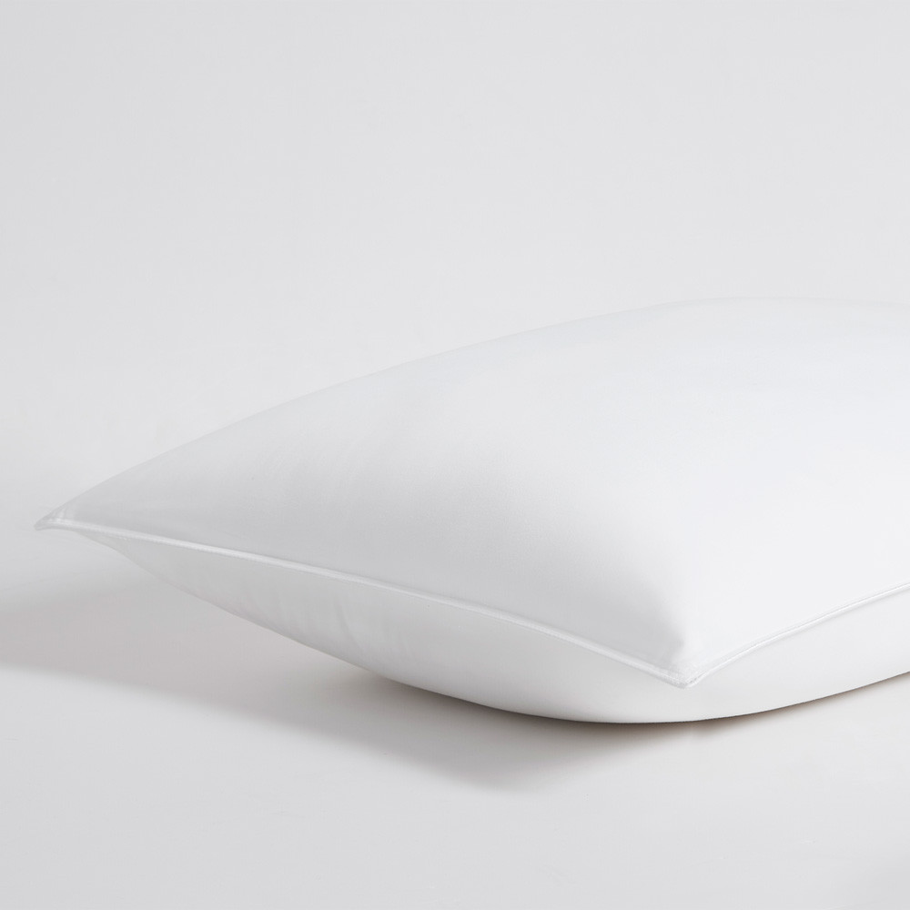 Featherlite Quill Free Feather Pillow