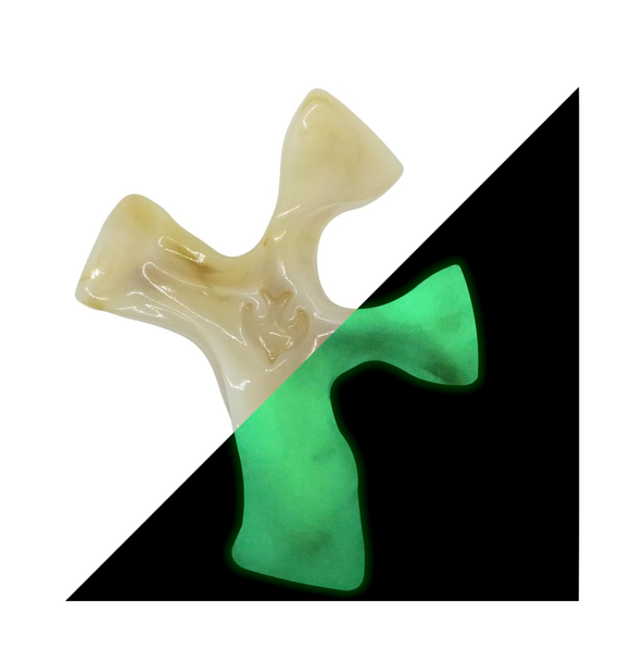 Glow in the Dark Clinging Cross